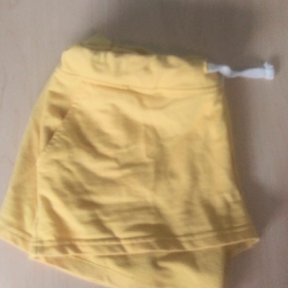Yellow Soffe Shorts M - Picture 2 of 2